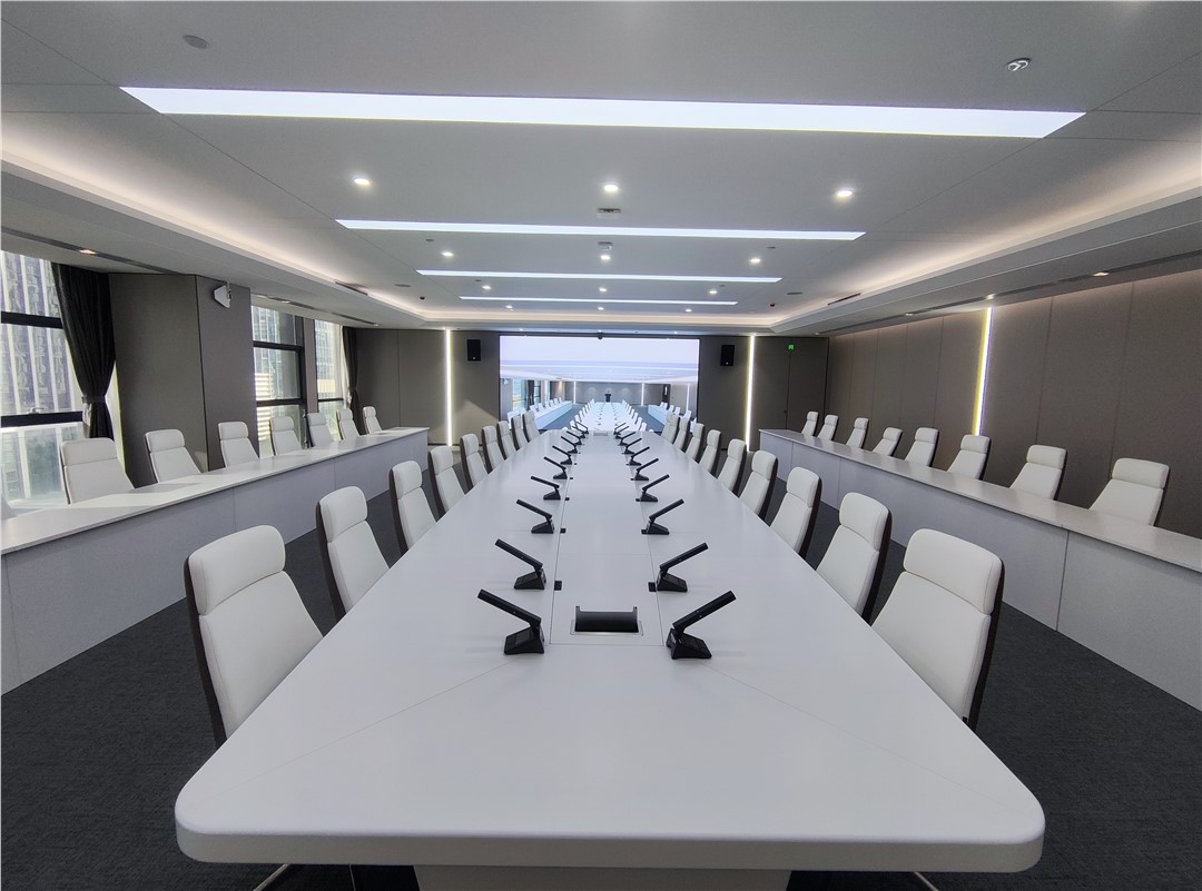 報告廳聲學(xué)設(shè)計中“吸音”和“擴聲”哪個更重要？